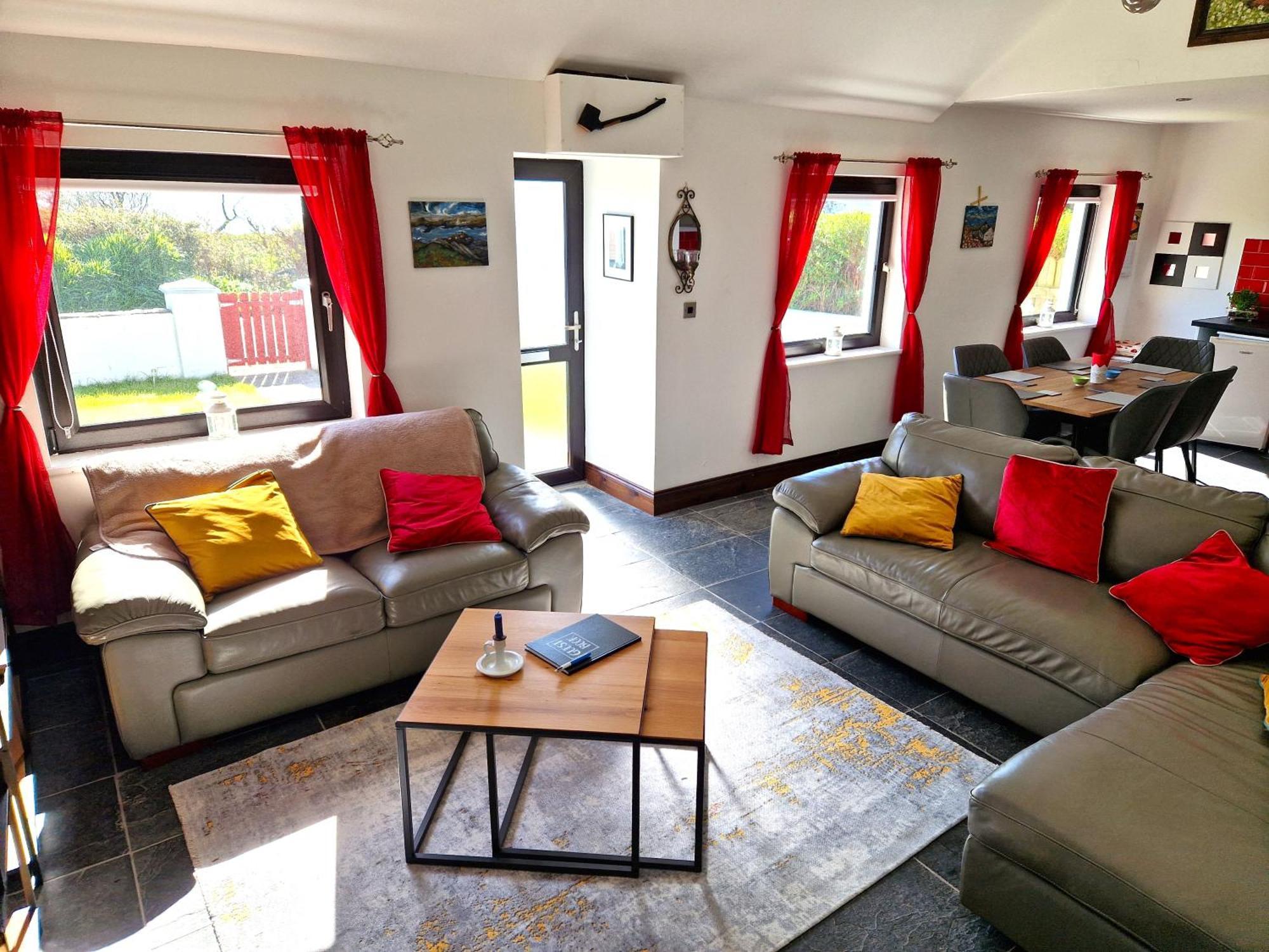 Shore Cottage - Cosy Comfort At The Sea Knights Town Zewnętrze zdjęcie