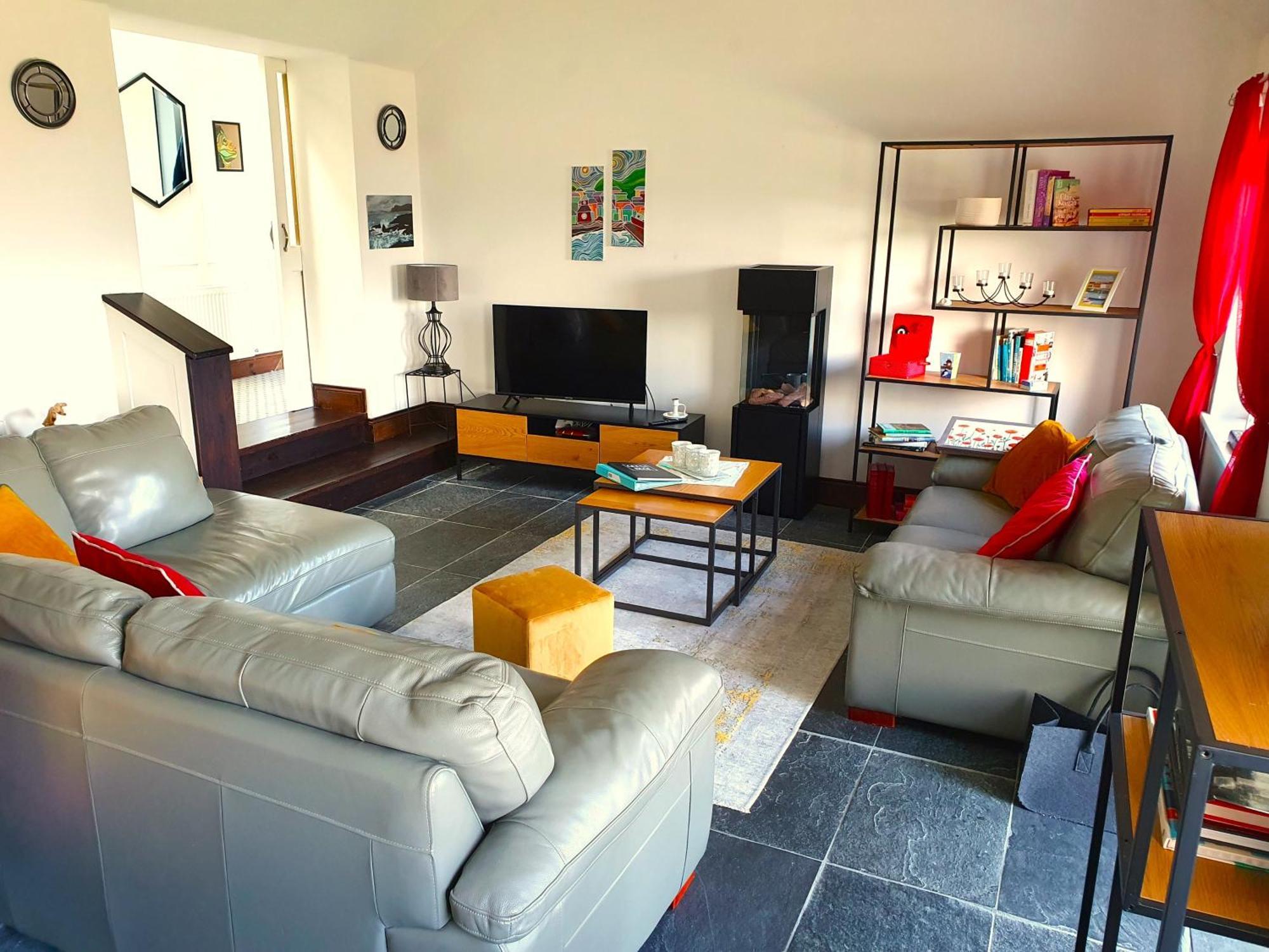 Shore Cottage - Cosy Comfort At The Sea Knights Town Zewnętrze zdjęcie